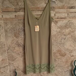 NWT Michal Negrin Green Lace Slip tunic Dress woman’s size large lingerie Vneck